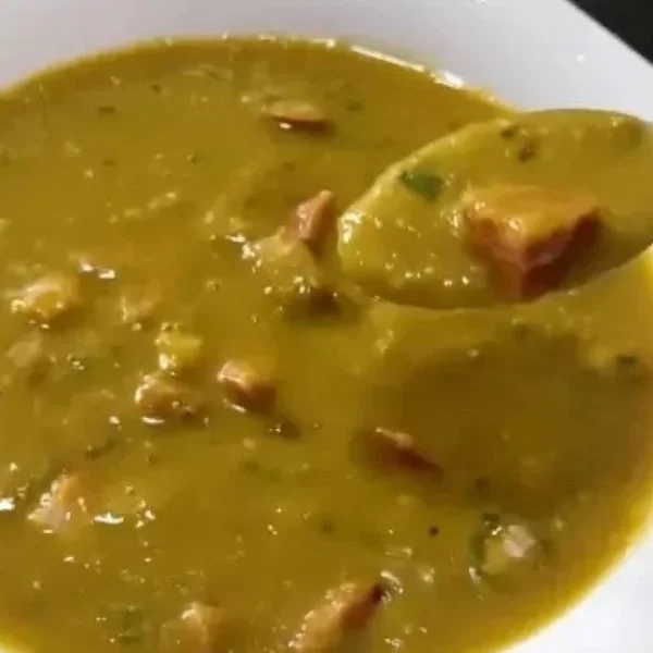 Sopa de Ervilha com Bacon